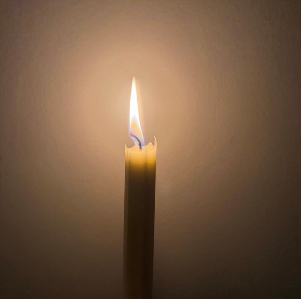 225. Special Feature: Single Review of Sold Out by Gracie Abrams featuring Bon Iver and Aaron&nbsp;Dessner